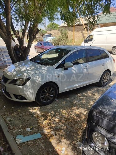 SEAT Ibiza-6
