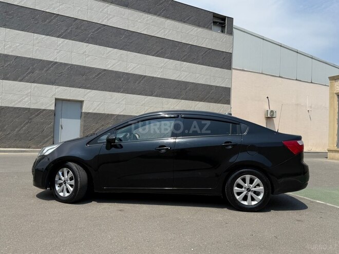 Kia Rio-2