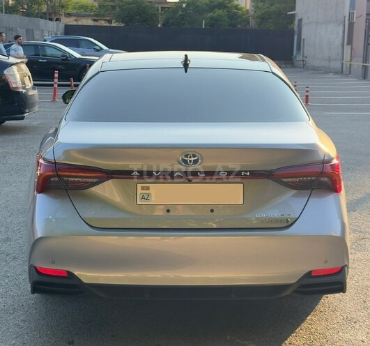 Toyota Avalon-10