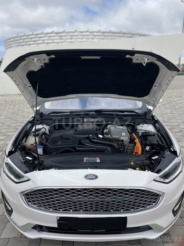 Ford Fusion (North America)-21