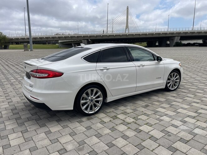 Ford Fusion (North America)-9
