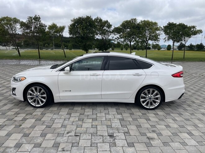 Ford Fusion (North America)-13