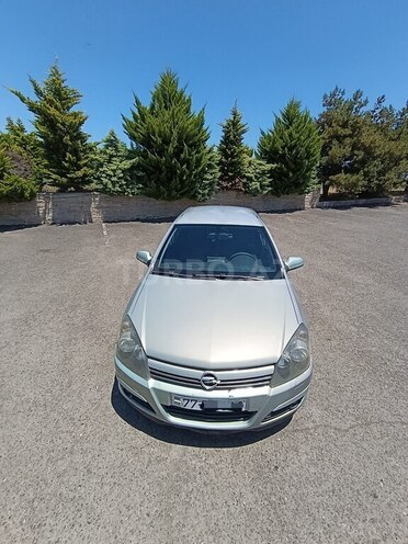 Opel Astra-2