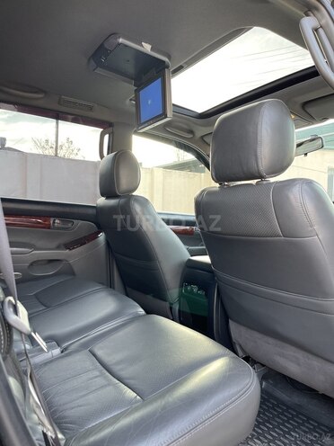 Toyota Land Cruiser Prado-13