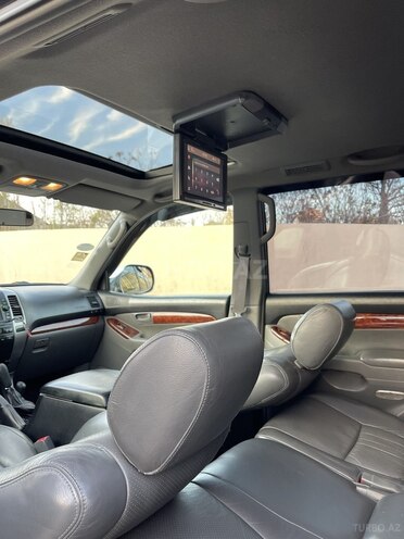 Toyota Land Cruiser Prado-14