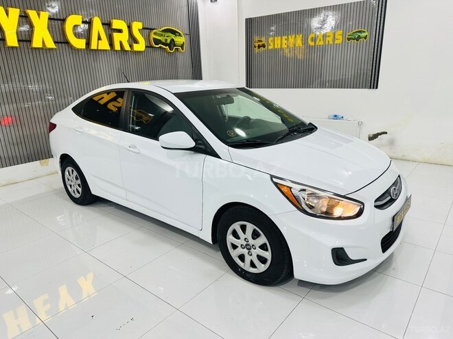 Hyundai Accent-5
