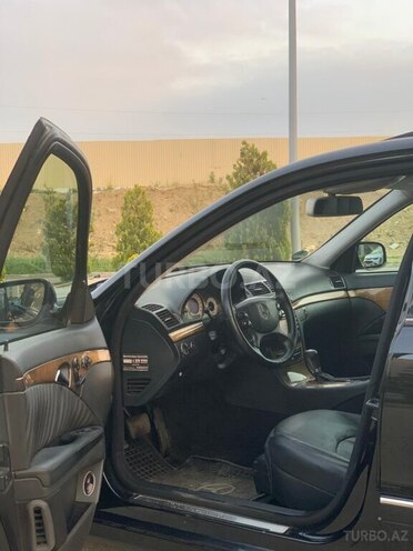 Mercedes E 350-7