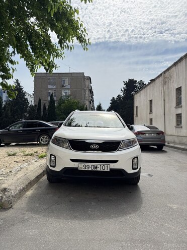 Kia Sorento-1