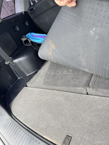 Kia Sorento-8