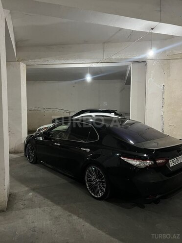 Toyota Camry-6
