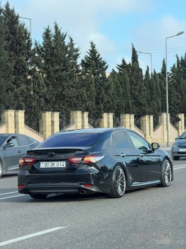 Toyota Camry-8