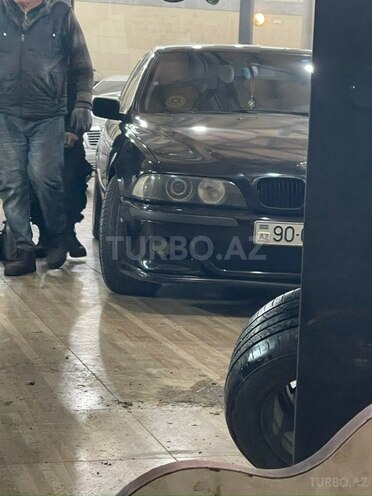 BMW 525-7