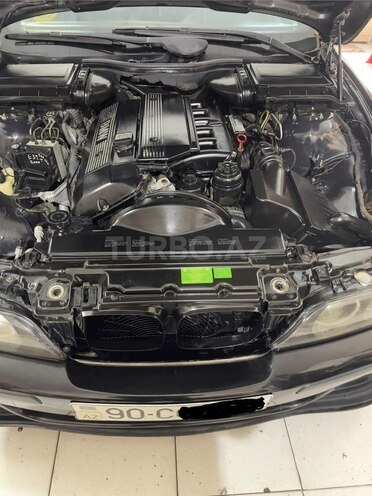 BMW 525-8