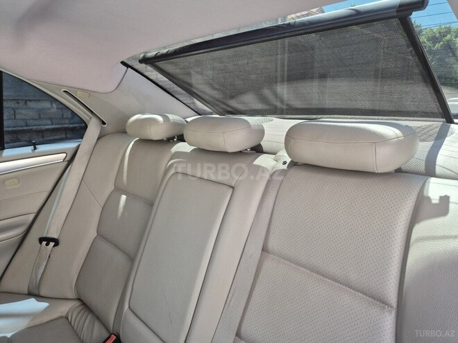 Mercedes C 230-16