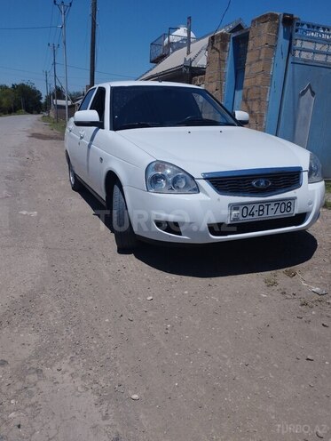 LADA (VAZ) Priora-1
