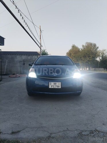 Toyota Prius-13