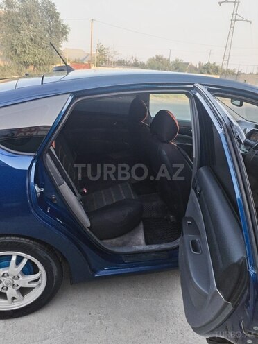 Toyota Prius-7