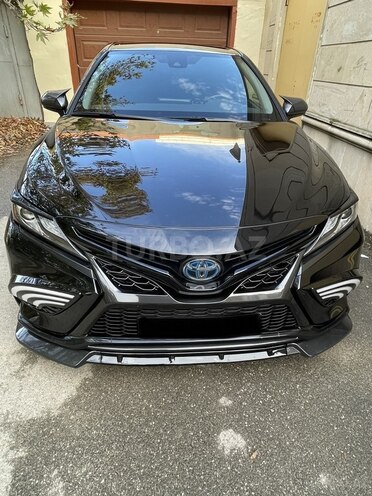 Toyota Camry-1