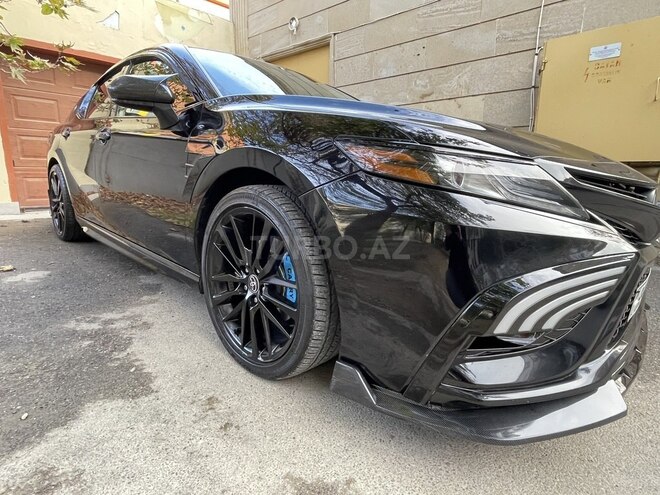 Toyota Camry-5