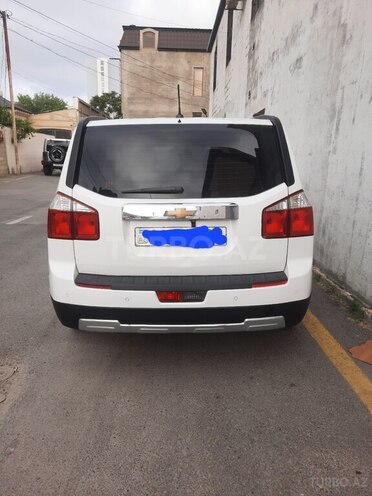 Chevrolet Orlando-3