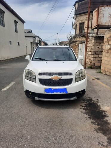 Chevrolet Orlando-1