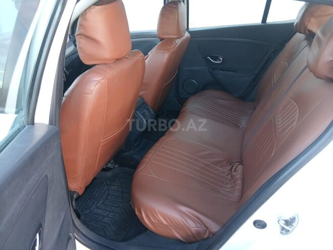 Renault Megane-9