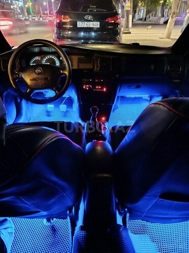 Opel Vectra-10