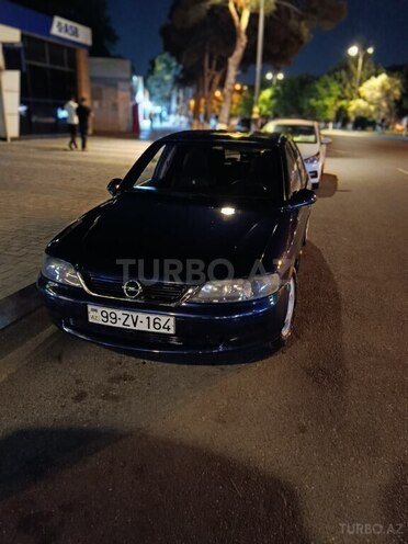Opel Vectra-14