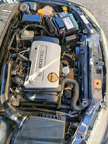 Opel Vectra-18