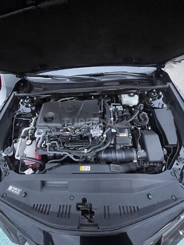 Toyota Camry-11