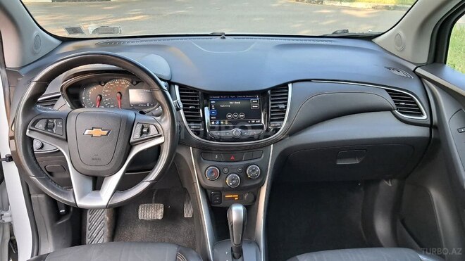 Chevrolet Trax-8