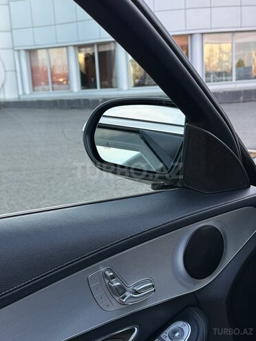 Mercedes C 300-10