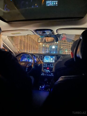 Hyundai Grandeur-4