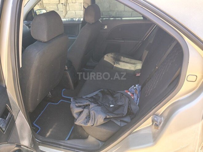 Ford Mondeo-6