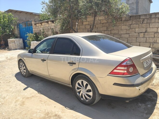 Ford Mondeo-2