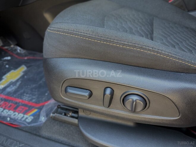 Chevrolet Equinox-15