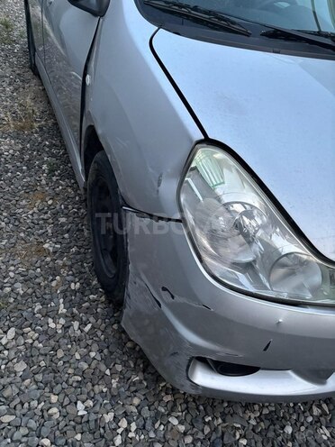Nissan Wingroad-3
