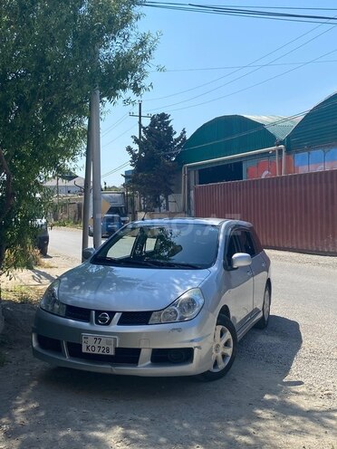 Nissan Wingroad-5