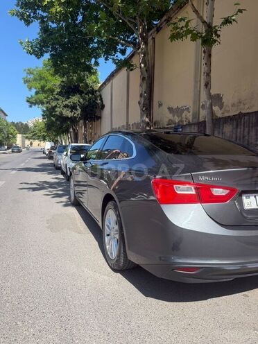 Chevrolet Malibu-8