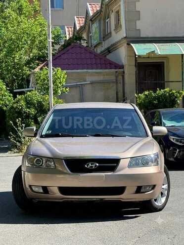 Hyundai Sonata-1