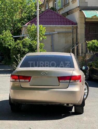 Hyundai Sonata-2