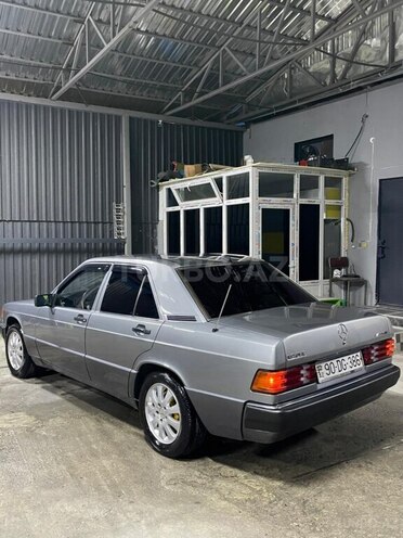 Mercedes 190-3