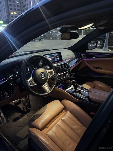 BMW 530-13