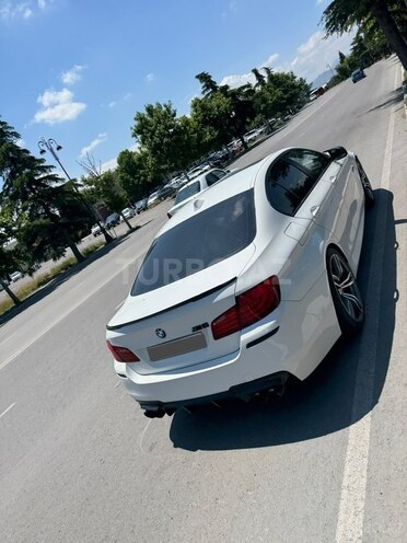BMW 528-6