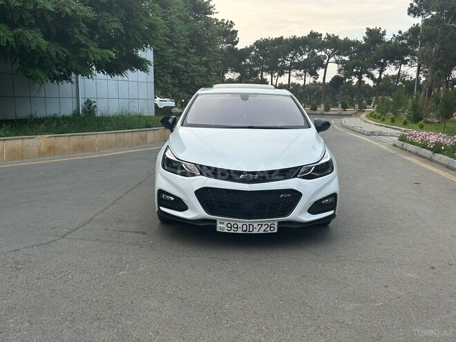 Chevrolet Cruze-1