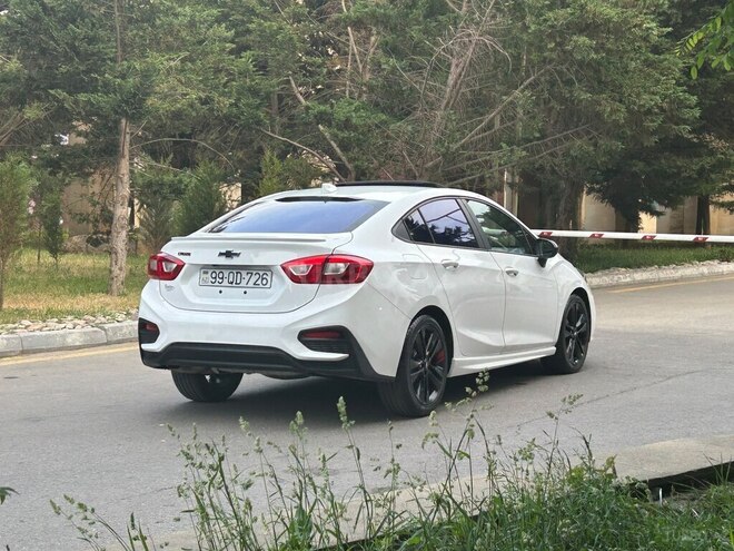 Chevrolet Cruze-8