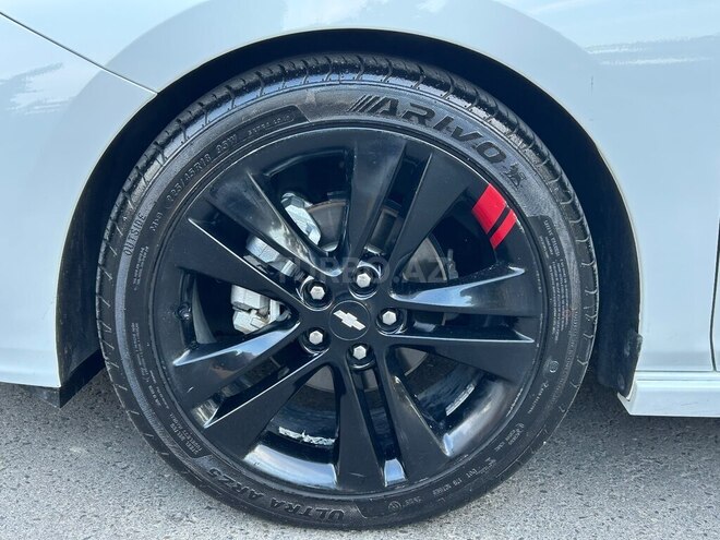 Chevrolet Cruze-15