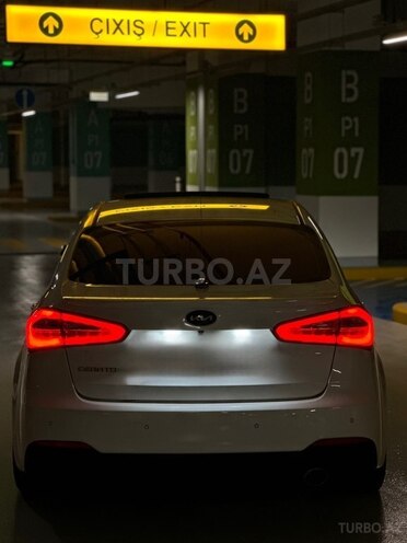 Kia Cerato-3