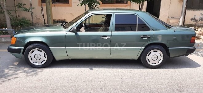 Mercedes 200 E-5