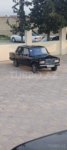 LADA (VAZ) 2107-17